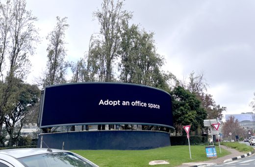01_总经办_Africa_DOOH-Digital Signage_E4_SMD_2023_南非 (800x540)